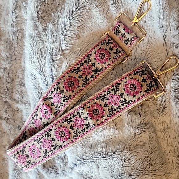 Embroidered Purse Crossbody Adjustable Strap 2 Inches Wide Purple Pink Black - Picture 6 of 6